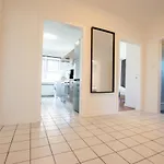 Apartment Tolstov - 1 , 3 And 4 - 20 Min Messe Dus & Airport Dus *