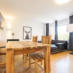Apartment Tolstov - 1 , 3 And 4 - 20 Min Messe Dus & Airport Dus *