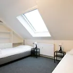 Apartment Tolstov - 1 , 3 And 4 - 20 Min Messe Dus & Airport Dus