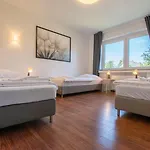 Apartment Tolstov - 1 , 3 And 4 - 20 Min Messe Dus & Airport Dus