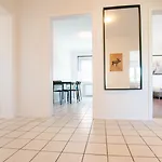 Apartment Tolstov - 1 , 3 And 4 - 20 Min Messe Dus & Airport Dus *