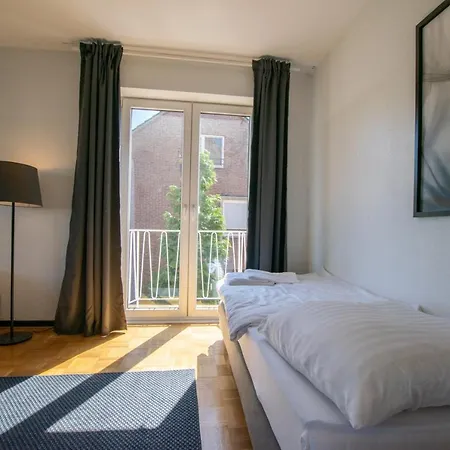 Raj Living - 1 , 3 And 4 - 20 Min Messe Dus & Airport Dus Meerbusch