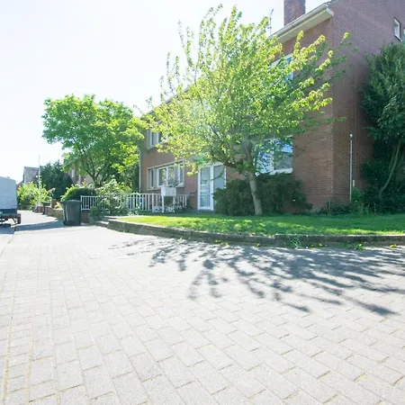 Raj Living - 1 , 3 And 4 - 20 Min Messe Dus & Airport Dus Meerbusch