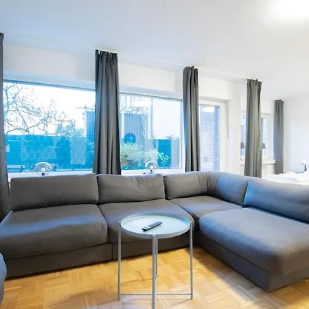Raj Living - 1 , 3 And 4 - 20 Min Messe Dus & Airport Dus