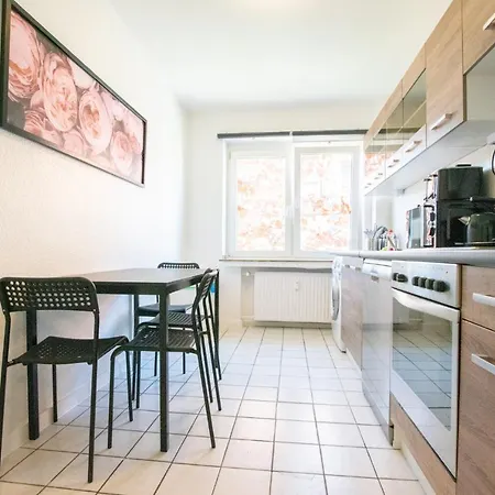 Raj Living - 1 , 3 And 4 - 20 Min Messe Dus & Airport Dus Apartment