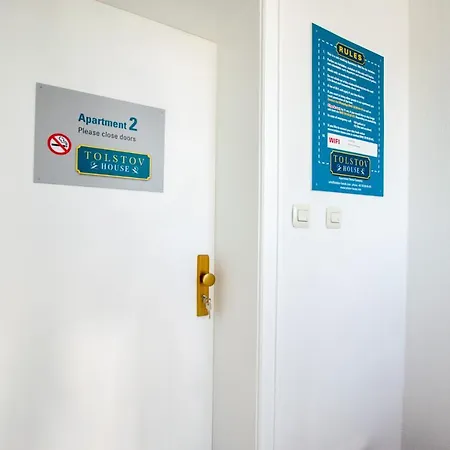 Tolstov - 1 , 3 And 4 - 20 Min Messe Dus & Airport Dus * Meerbusch