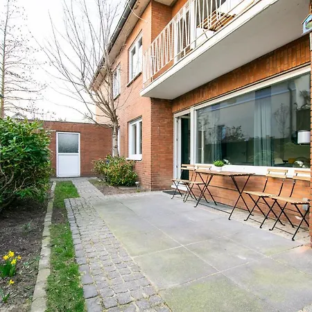 Tolstov - 1 , 3&4 - 20 Min Messe Dus&airport Dus Meerbusch