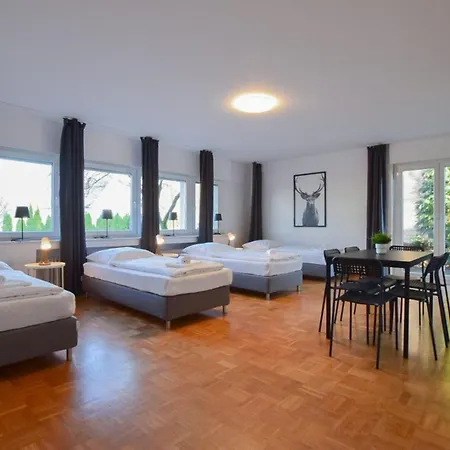 Raj Living - 1 , 3 And 4 - 20 Min Messe Dus & Airport Dus * Meerbusch