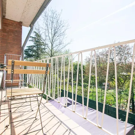 Tolstov - 1 , 3 And 4 - 20 Min Messe Dus & Airport Dus