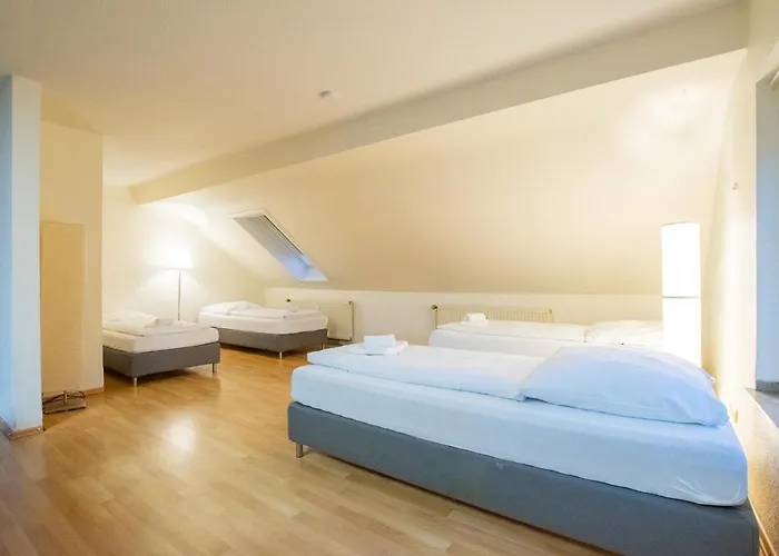 Appartement Tolstov - 1 , 3 And 4 - 20 Min Messe Dus & Airport Dus