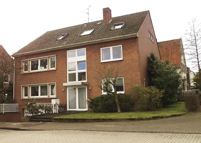 Tolstov - 1 , 3 And 4 - 20 Min Messe Dus & Airport Dus