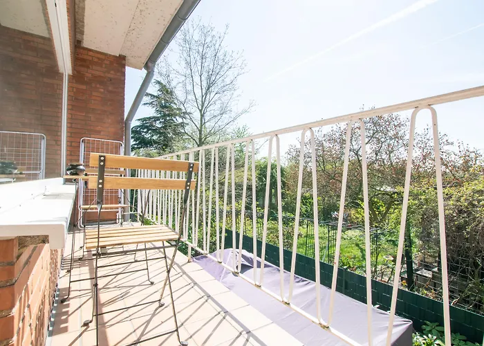 Tolstov - 1 , 3 And 4 - 20 Min Messe Dus & Airport Dus