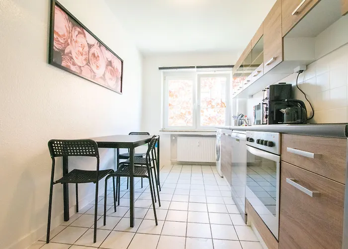 Appartement Tolstov - 1 , 3 And 4 - 20 Min Messe Dus & Airport Dus